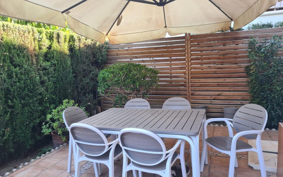 Бунгало в Ла-Альбуферете, 4 комнаты, терраса, 650 м до моря