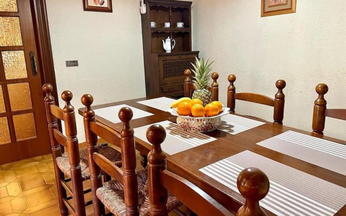 Вілла в Оріуела Коста з терасою 328 кв.м 5 кімнат