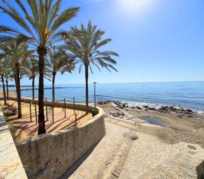 Квартира в центрі Марбельї з терасою та 3 спальнями