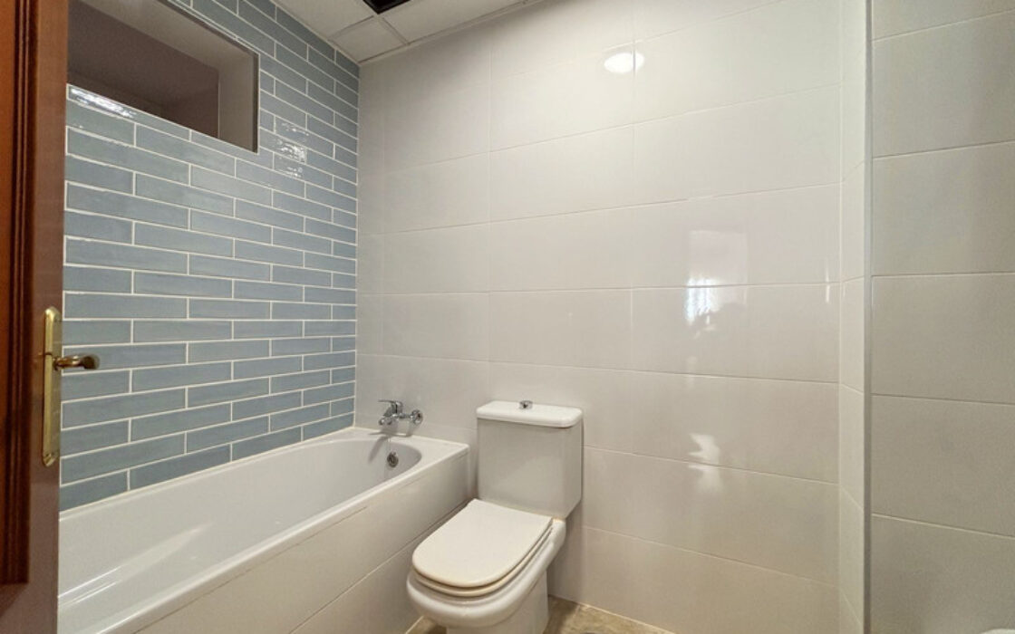 Квартира в центре Марбельи с террасой и 3 спальнями