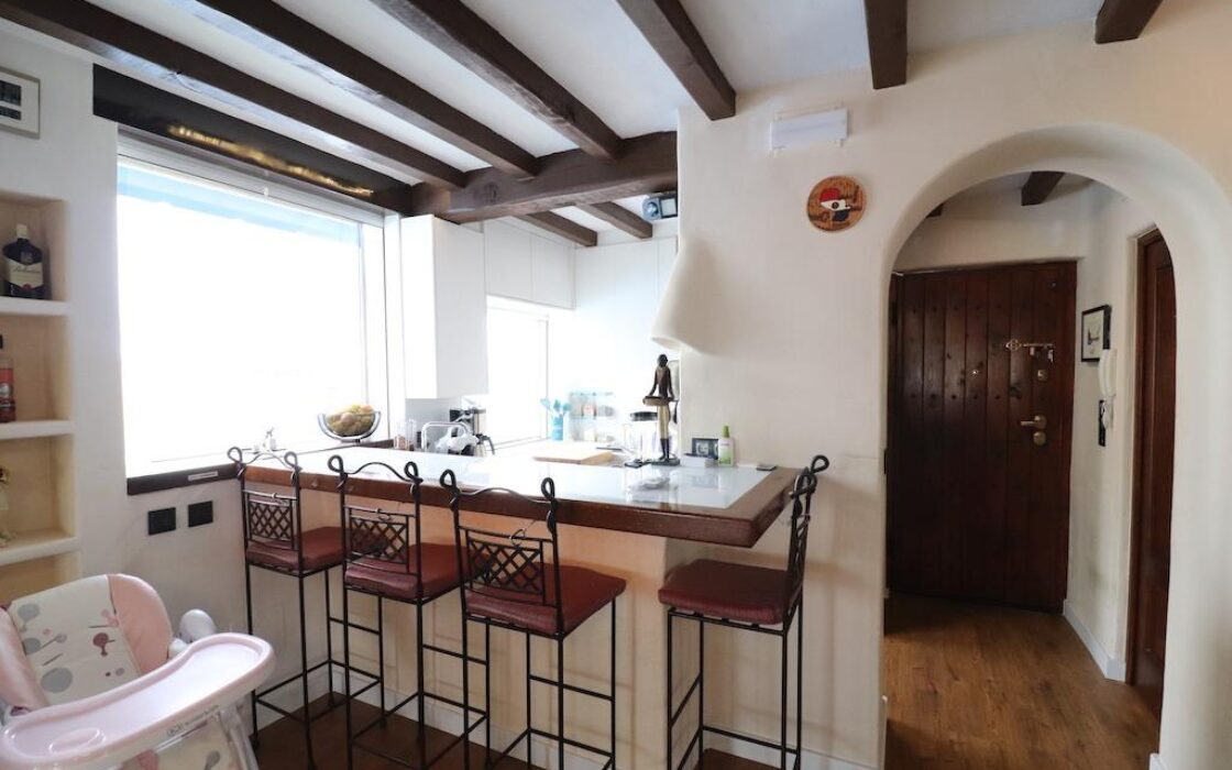 Дом в Ориуэла Коста 4 комнаты с террасой и бассейном