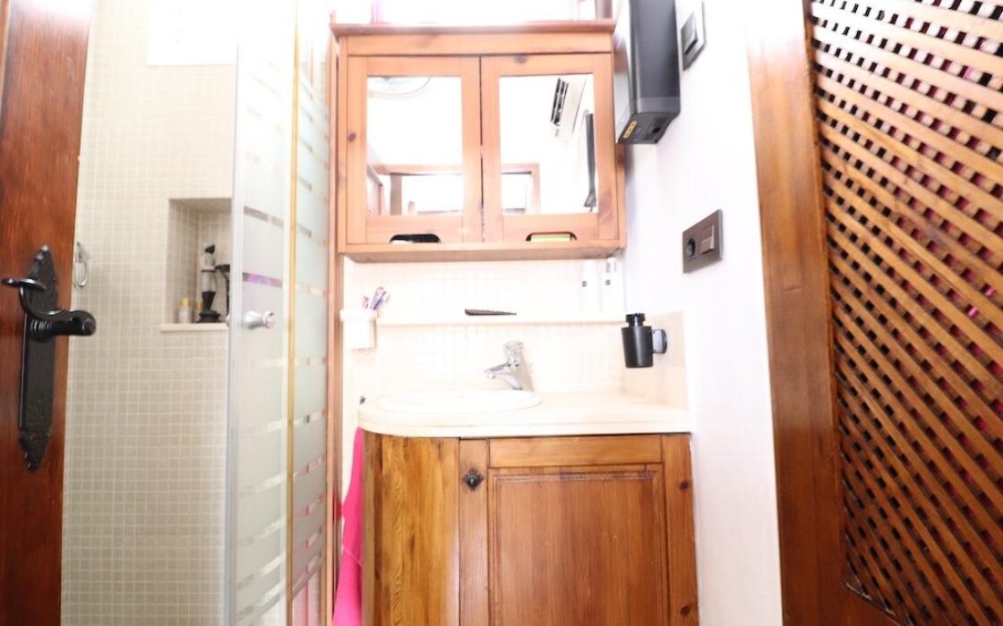 Дом в Ориуэла Коста 4 комнаты с террасой и бассейном