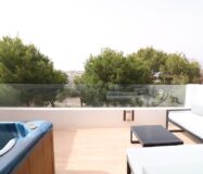 Дом в Ориуэла Коста 4 комнаты с террасой и бассейном