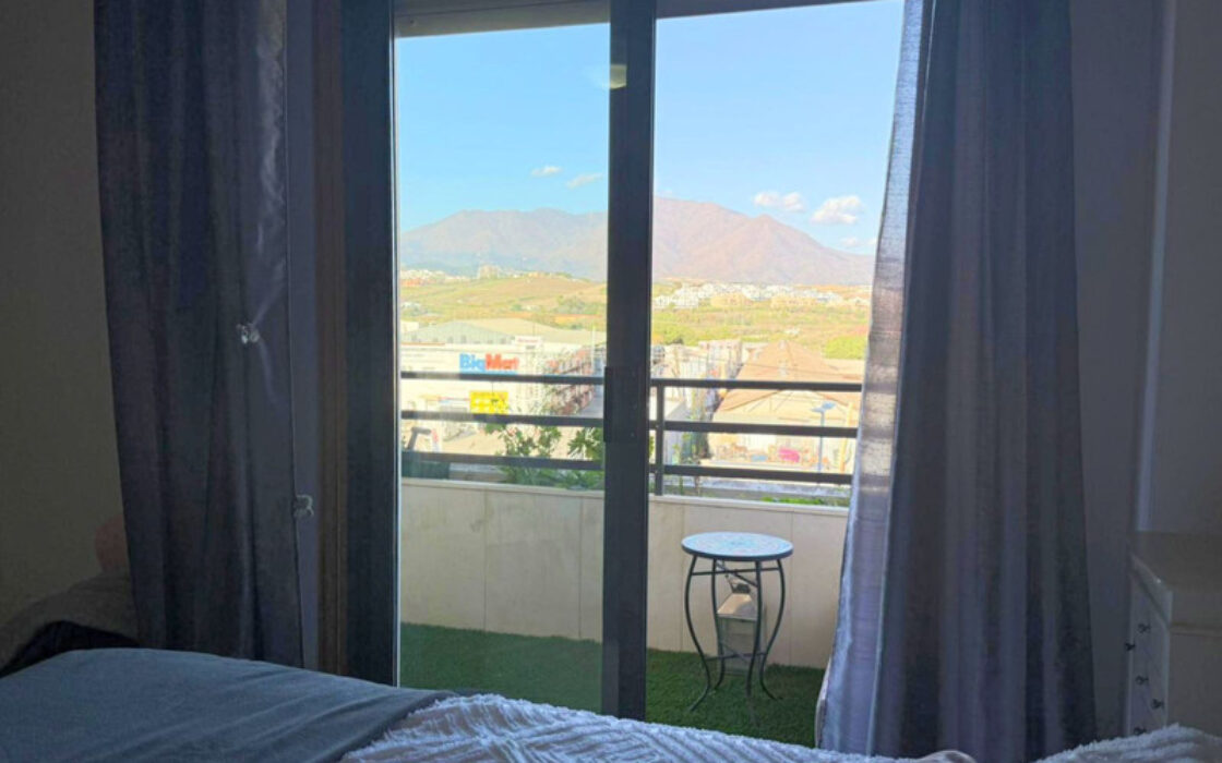 Квартира з терасою в Сабинильясі, 115 кв.м, до моря 10 хв.