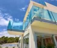 Вилла в Финестрате с террасой и видом на море 182 кв.м