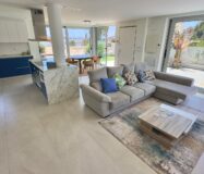 Вилла в Финестрате с террасой и видом на море 182 кв.м