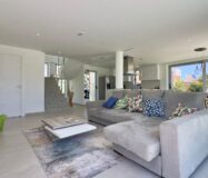 Вилла в Финестрате с террасой и видом на море 182 кв.м