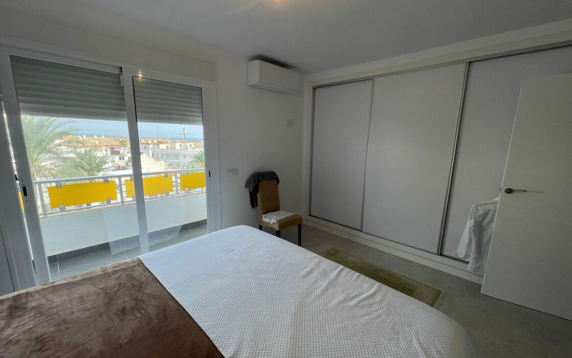 Трикімнатна квартира з терасою в Марбельї, 186 кв.м