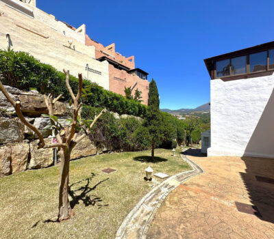 Дуплекс в Касаресі з терасами та морським видом 112 кв.м