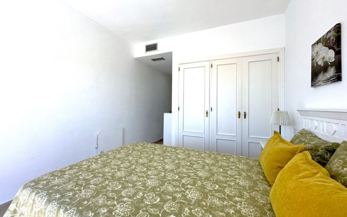 Дуплекс в Касаресе с террасами и морским видом 112 кв.м