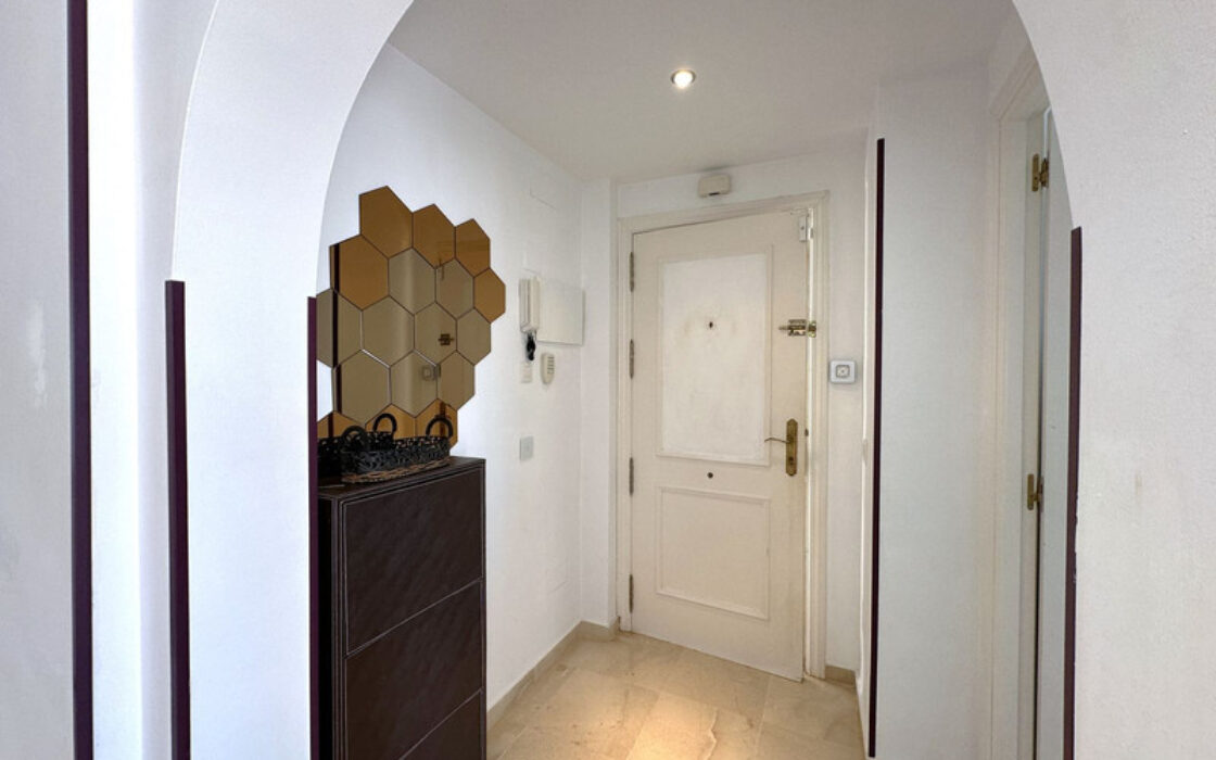 Дуплекс в Касаресе с террасами и морским видом 112 кв.м