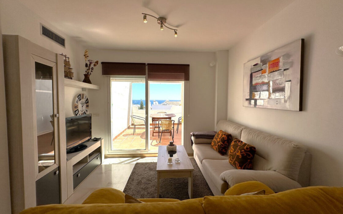 Дуплекс в Касаресе с террасами и морским видом 112 кв.м