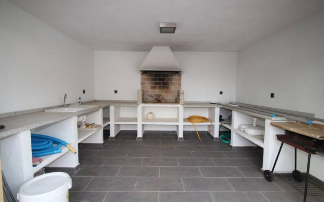 Вилла в Ориуэла Коста 477 кв.м у моря з басейном і терасою