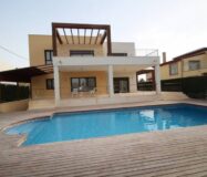 Вилла в Ориуэла Коста 477 кв.м у моря з басейном і терасою