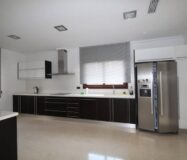 Вилла в Ориуэла Коста 477 кв.м у моря з басейном і терасою