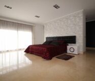 Вилла в Ориуэла Коста 477 кв.м у моря з басейном і терасою