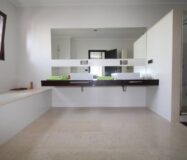 Вилла в Ориуэла Коста 477 кв.м у моря з басейном і терасою