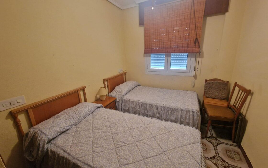 Просторные апартаменты в Торревьехе с террасой 110 кв.м