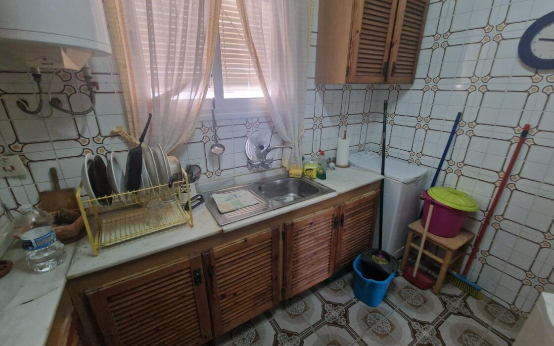 Просторные апартаменты в Торревьехе с террасой 110 кв.м