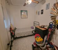 Апартамент 76 кв.м в Торревьехе у моря с террасой