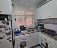 Апартамент 76 кв.м в Торревьехе у моря с террасой