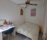 Апартамент 76 кв.м в Торревьехе у моря с террасой