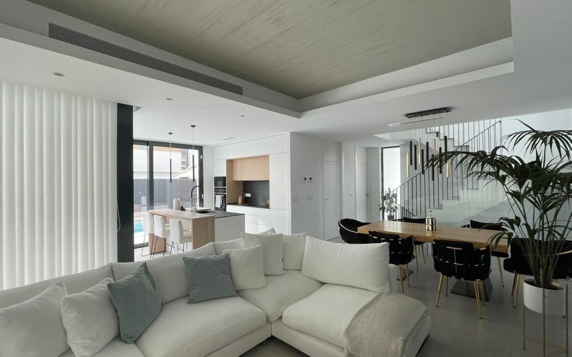 Современная вилла с панорамным видом в Коста Бланка, 139 кв.м.