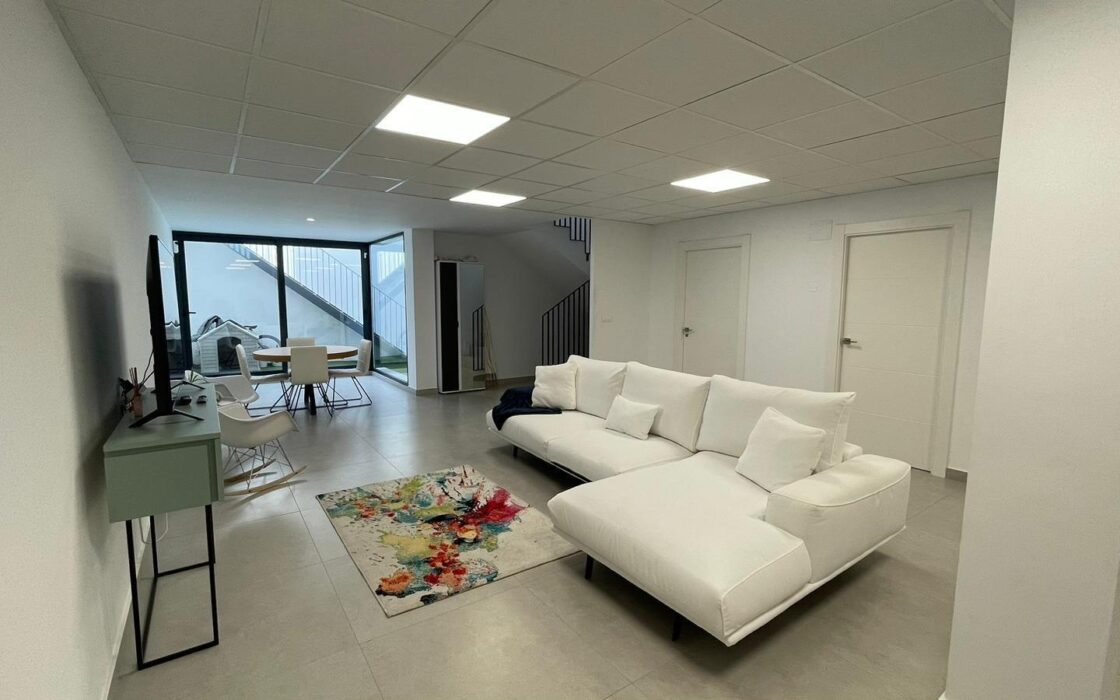 Современная вилла с панорамным видом в Коста Бланка, 139 кв.м.