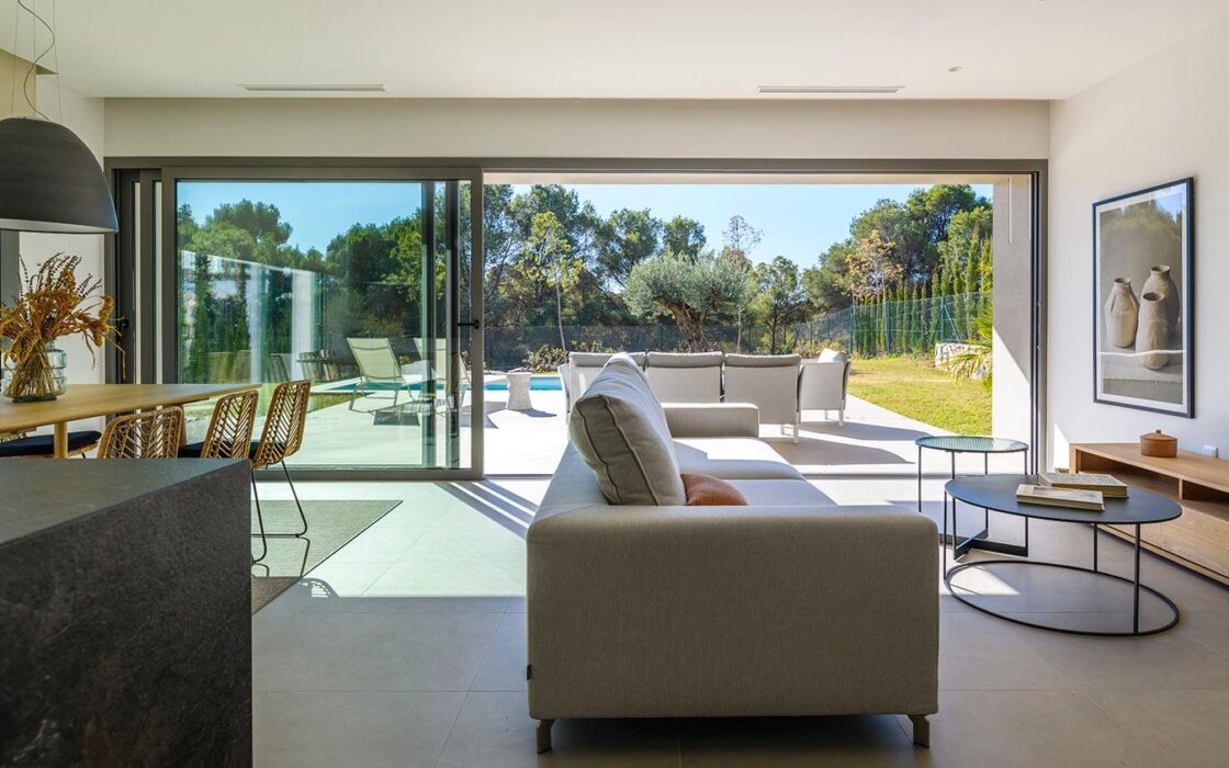 Вилла в San Miguel de Salinas з приватним басейном 134 кв.м.