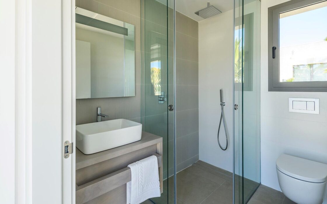 Вилла в San Miguel de Salinas з приватним басейном 134 кв.м.