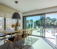 Вилла в San Miguel de Salinas з приватним басейном 134 кв.м.