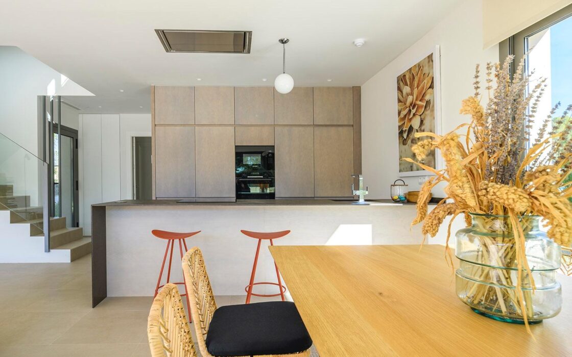 Вилла в San Miguel de Salinas з приватним басейном 134 кв.м.