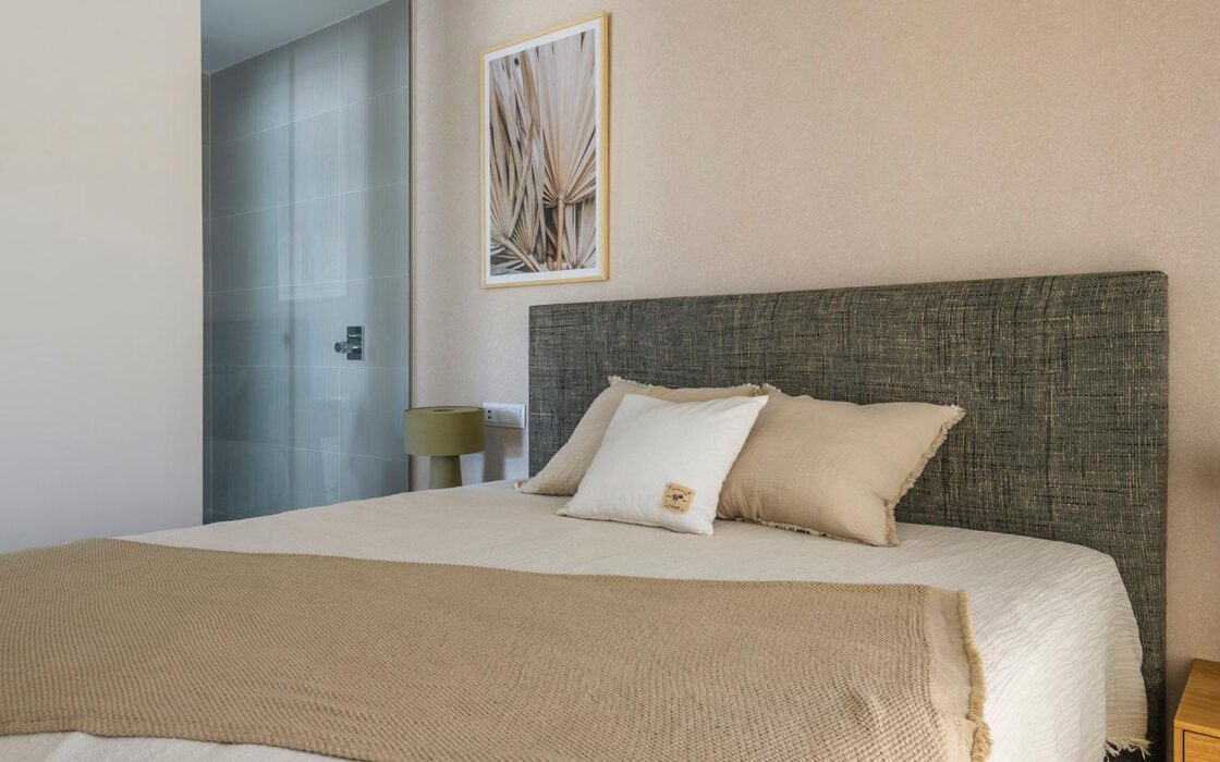 Вилла в San Miguel de Salinas з приватним басейном 134 кв.м.