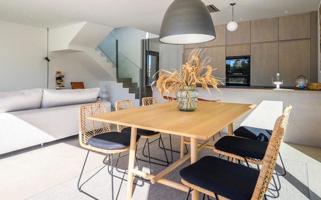 Вилла в San Miguel de Salinas з приватним басейном 134 кв.м.