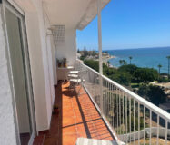 Квартира с террасой у моря в Калахонде, 90 кв.м, 3 комнаты