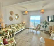 Квартира с террасой у моря в Калахонде, 90 кв.м, 3 комнаты