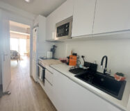 Квартира с террасой у моря в Калахонде, 90 кв.м, 3 комнаты