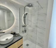 Квартира с террасой у моря в Калахонде, 90 кв.м, 3 комнаты