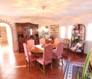 Дом в Торревьехе 380 кв.м с бассейном в 5 км от моря