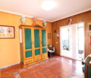 Дом в Торревьехе 380 кв.м с бассейном в 5 км от моря