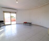 Дом в Торревьехе 380 кв.м с бассейном в 5 км от моря