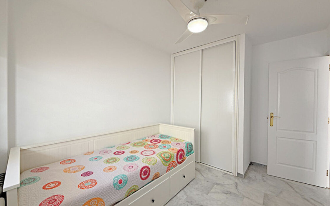 Квартира з терасою та видом у Касаресі 2 спальні 70 кв.м