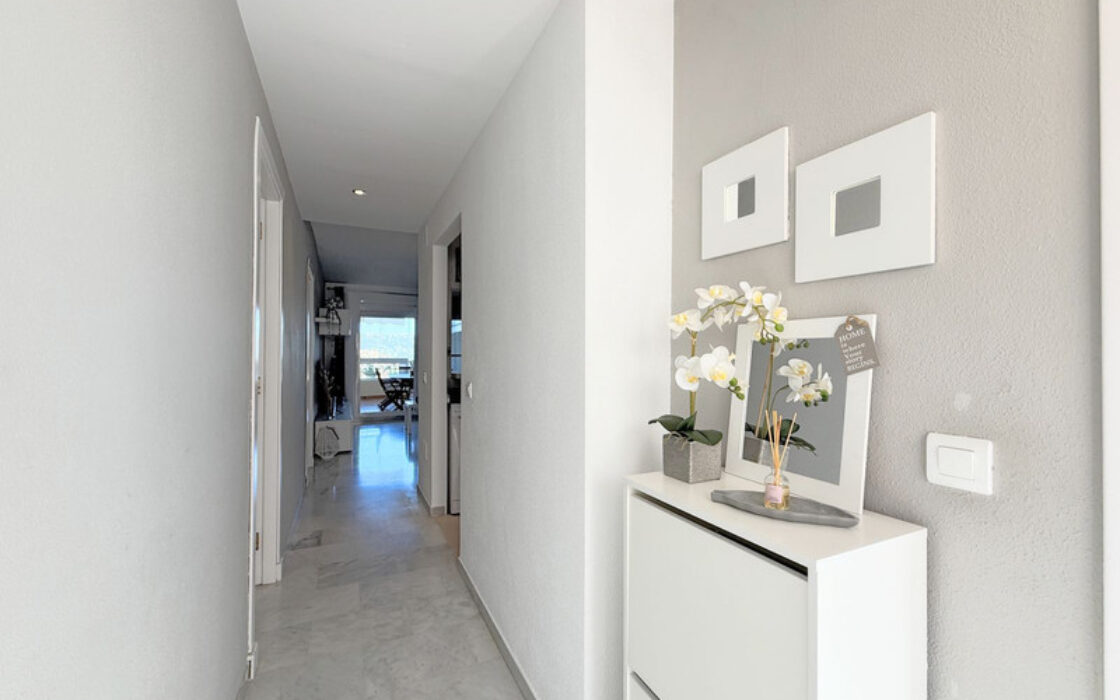 Квартира з терасою та видом у Касаресі 2 спальні 70 кв.м