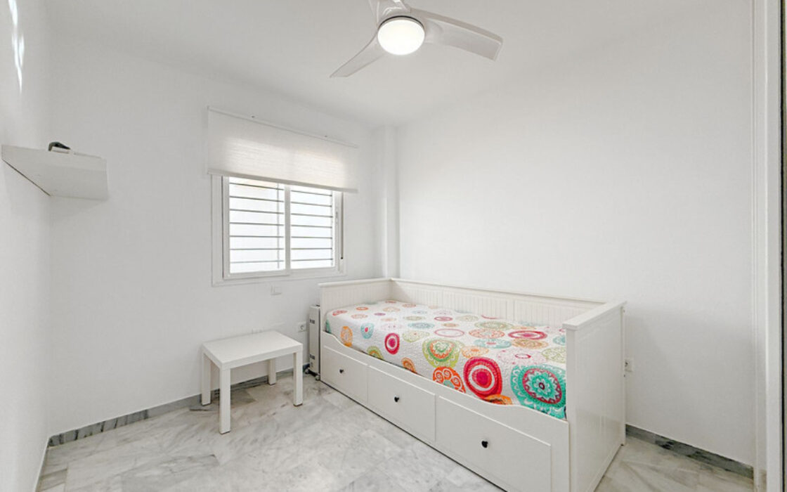 Квартира з терасою та видом у Касаресі 2 спальні 70 кв.м