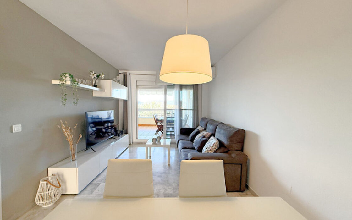 Квартира з терасою та видом у Касаресі 2 спальні 70 кв.м