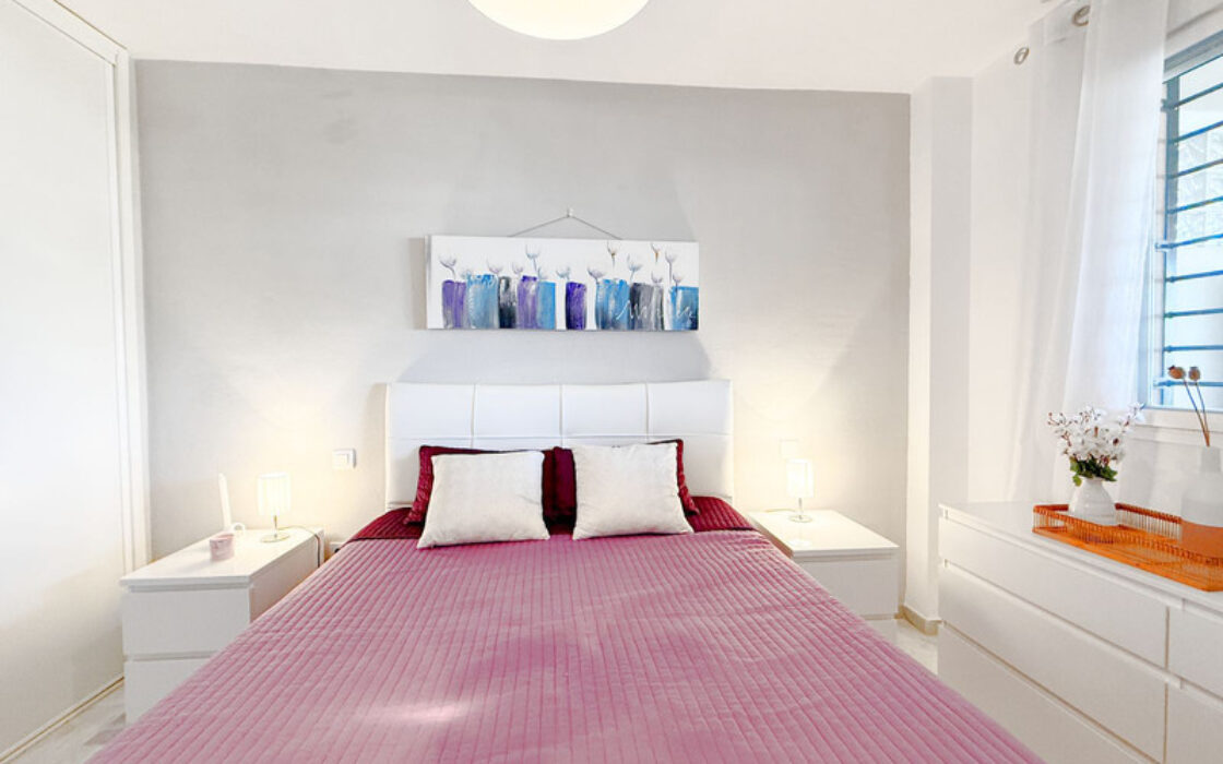 Квартира з терасою та видом у Касаресі 2 спальні 70 кв.м