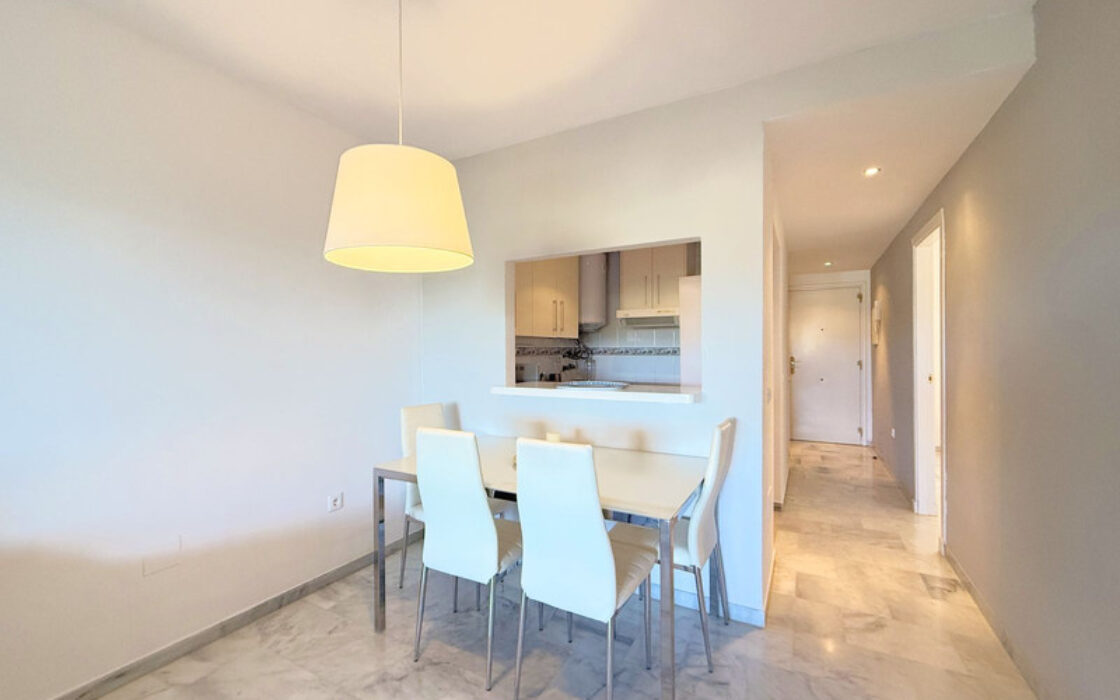 Квартира з терасою та видом у Касаресі 2 спальні 70 кв.м