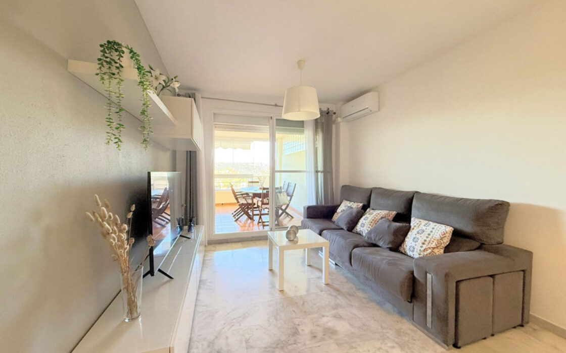 Квартира з терасою та видом у Касаресі 2 спальні 70 кв.м