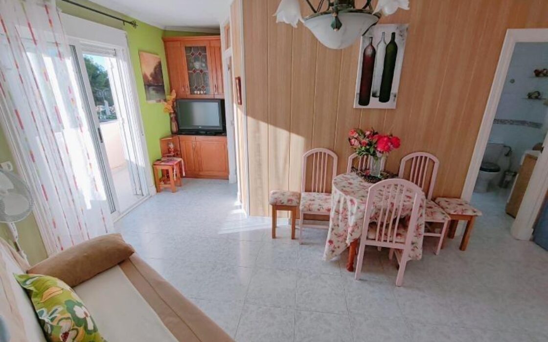 Апартаменты в San Miguel de Salinas 38 кв.м с террасой