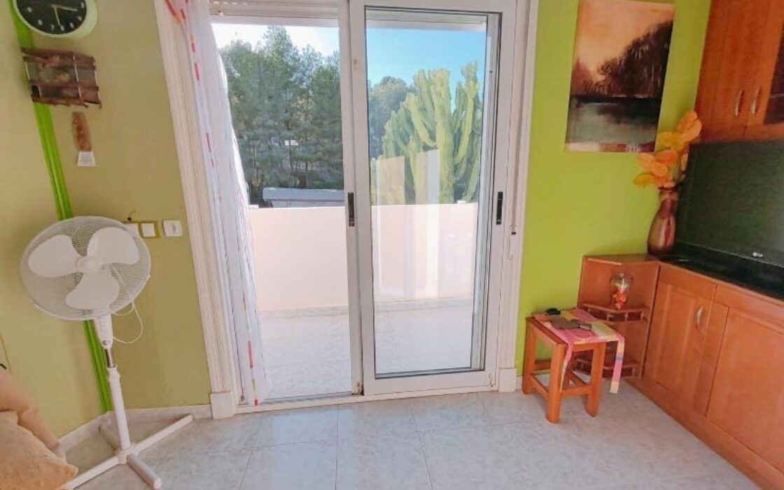 Апартаменты в San Miguel de Salinas 38 кв.м с террасой